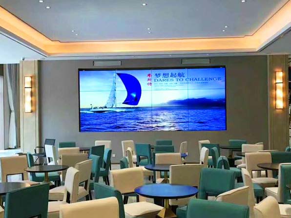 企業(yè)會(huì)議室三星超窄邊液晶拼接屏1.8mm屏拼縫